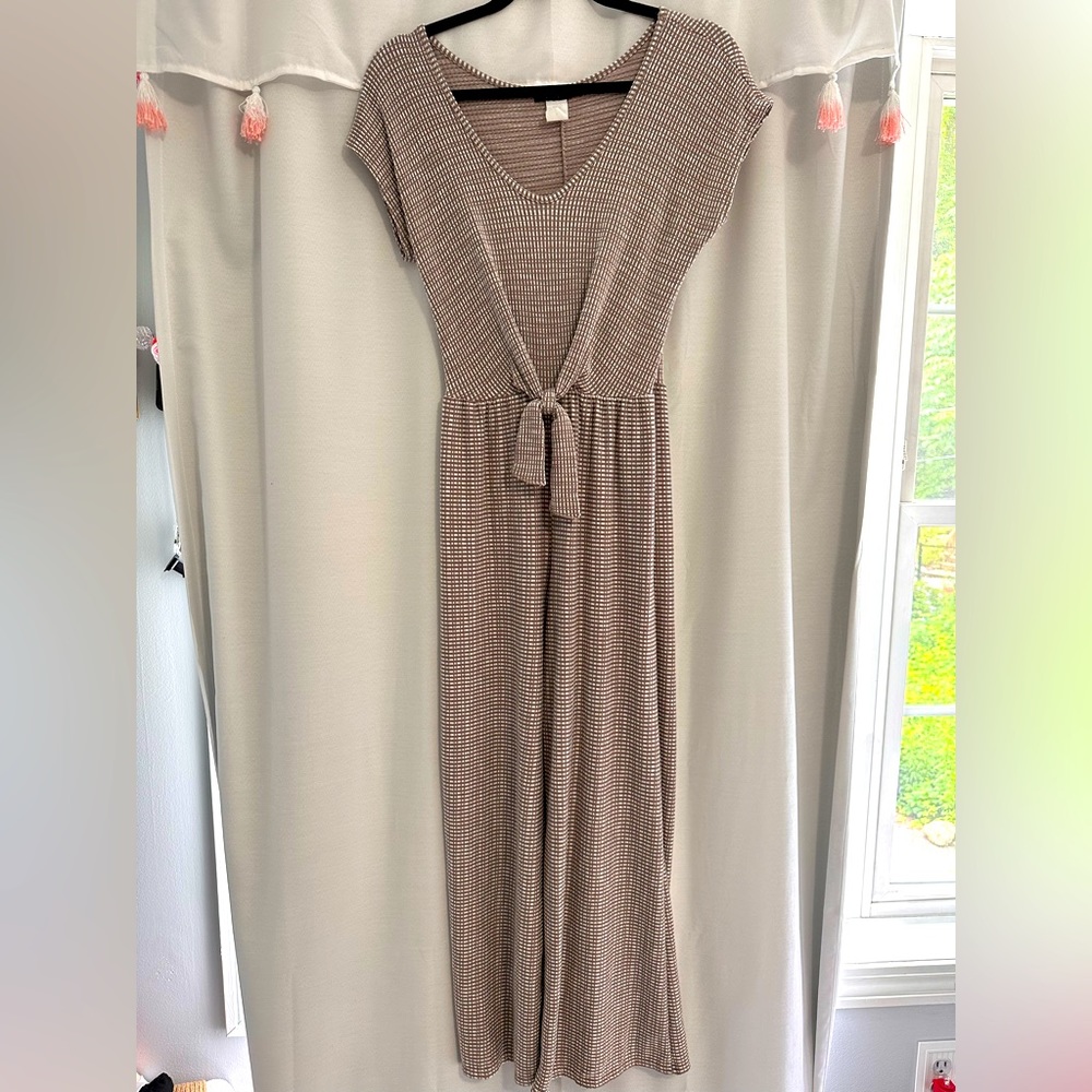 Short sleeve romper